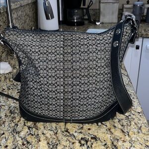 EUC Authentic Vintage Coach Signature Monogram Jacquard Convertible Handbag